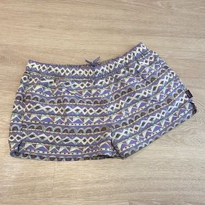 Patagonia baggies, women’s size M. Excellent condition. Side pockets!